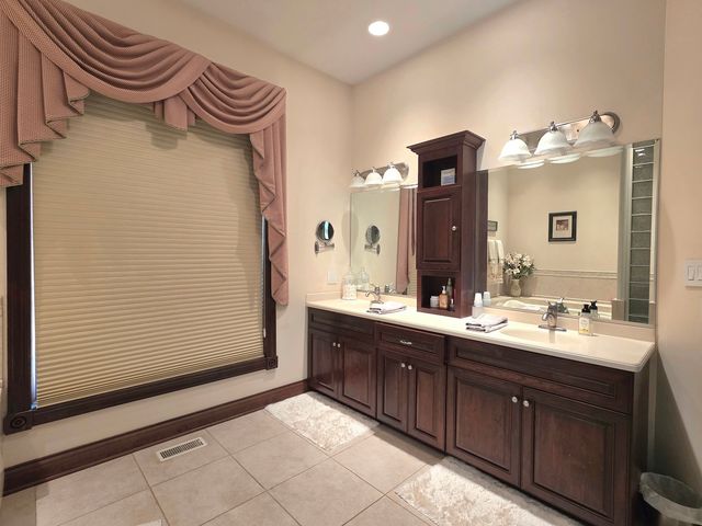 1930 Tessington Court, New Lenox, IL 60451