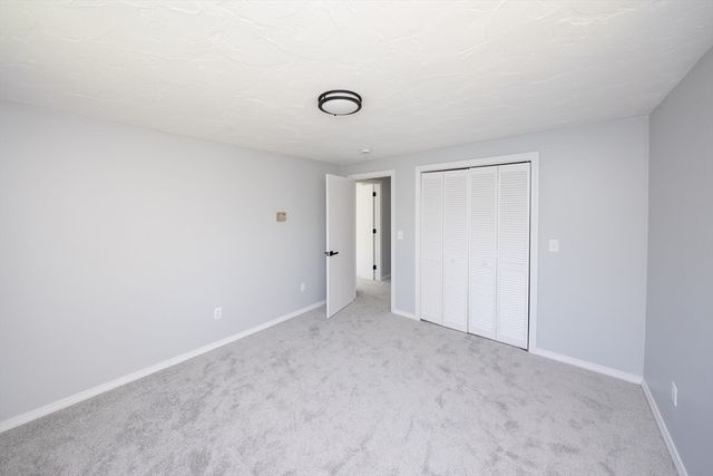 128 Wildwood Ave, Worcester, MA 01603