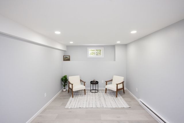 128 Wildwood Ave, Worcester, MA 01603