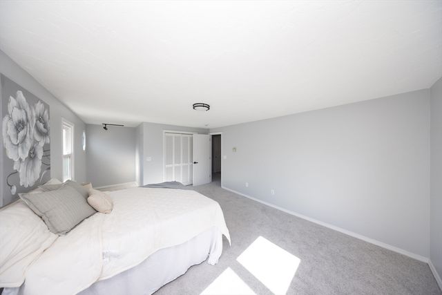 128 Wildwood Ave, Worcester, MA 01603