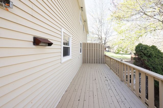 128 Wildwood Ave, Worcester, MA 01603