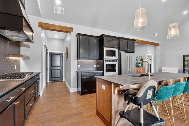 19180 N County Line Road, Piedmont, OK 73078