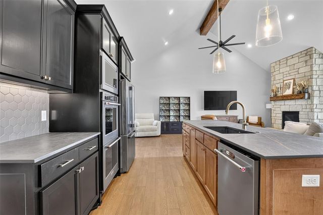 19180 N County Line Road, Piedmont, OK 73078
