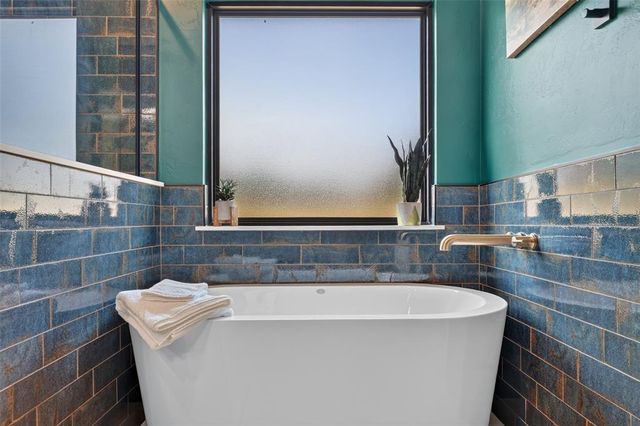 19180 N County Line Road, Piedmont, OK 73078