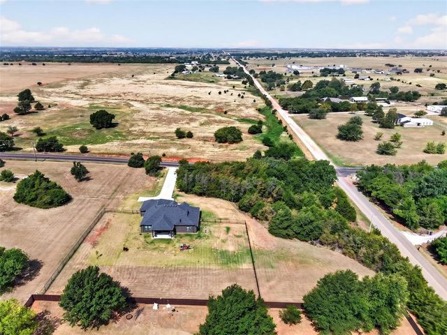 19180 N County Line Road, Piedmont, OK 73078