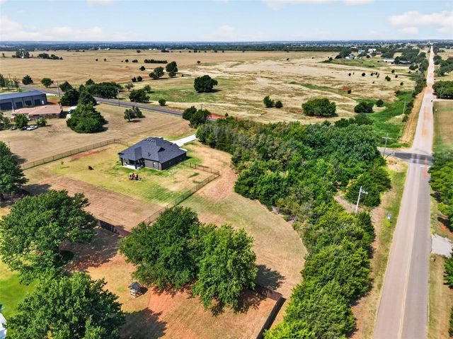 19180 N County Line Road, Piedmont, OK 73078