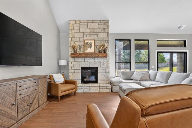 19180 N County Line Road, Piedmont, OK 73078