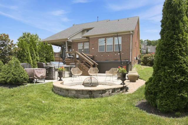 515 Emerson Hill Rd, Nolensville, TN 37135