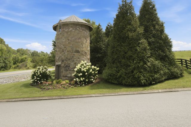 515 Emerson Hill Rd, Nolensville, TN 37135