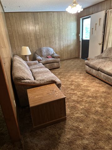 4549 Francisco Rd, Huntland, TN 37345