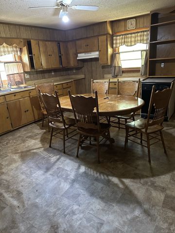 4549 Francisco Rd, Huntland, TN 37345