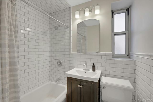 30 N Broadway 5E, White Plains, NY 10601