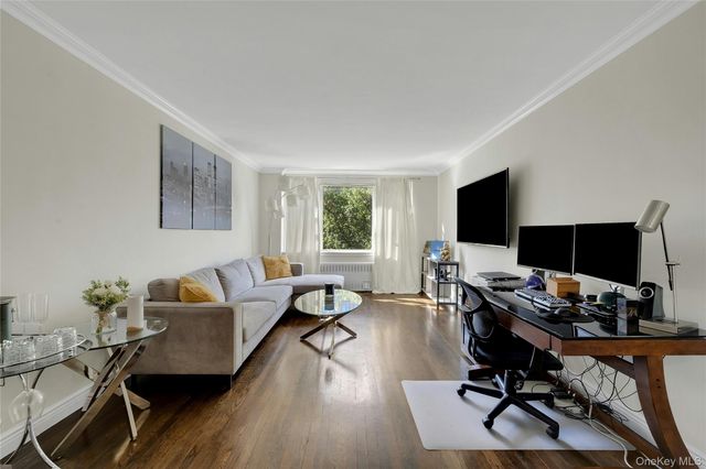 30 N Broadway 5E, White Plains, NY 10601