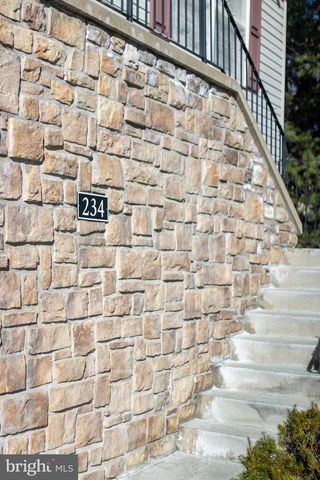 234 AMBLEWOOD WAY, State College, PA 16803