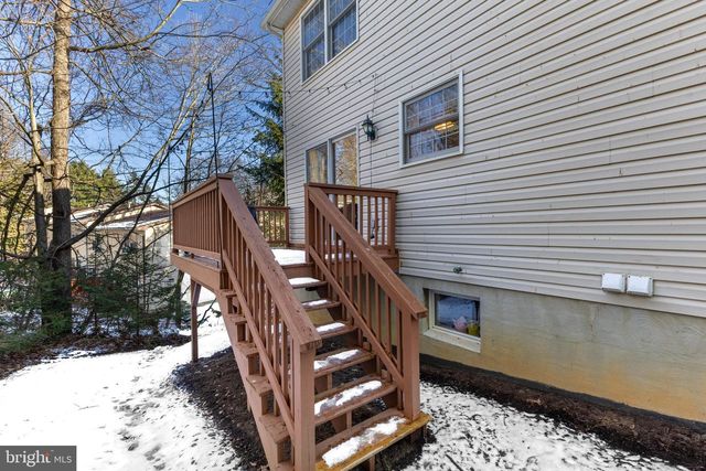 234 AMBLEWOOD WAY, State College, PA 16803