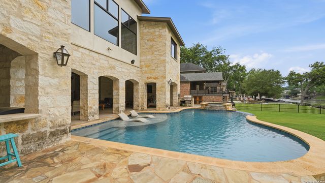 308 Paseo Del Rio, Seguin, TX 78155