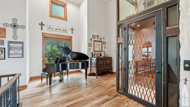 308 Paseo Del Rio, Seguin, TX 78155