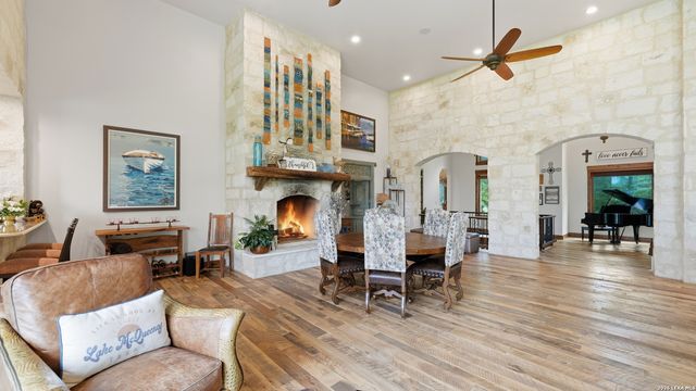 308 Paseo Del Rio, Seguin, TX 78155