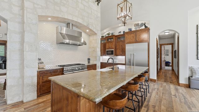 308 Paseo Del Rio, Seguin, TX 78155