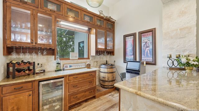 308 Paseo Del Rio, Seguin, TX 78155