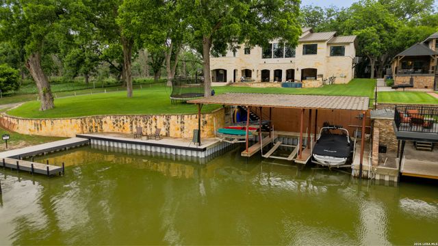 308 Paseo Del Rio, Seguin, TX 78155