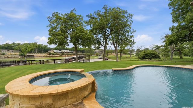308 Paseo Del Rio, Seguin, TX 78155