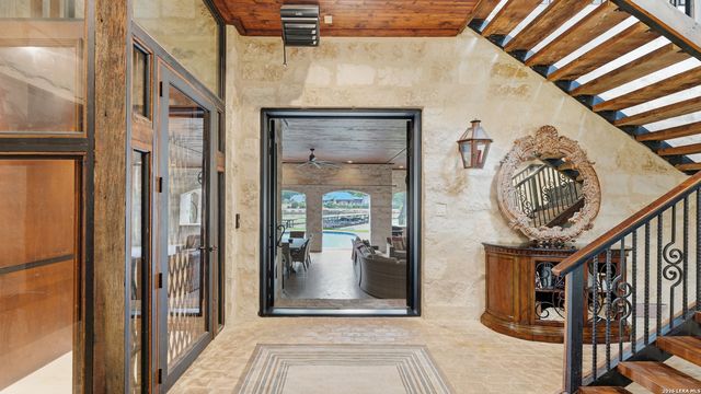 308 Paseo Del Rio, Seguin, TX 78155