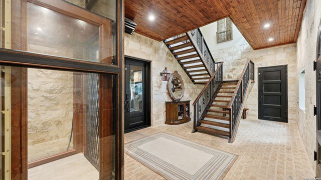 308 Paseo Del Rio, Seguin, TX 78155