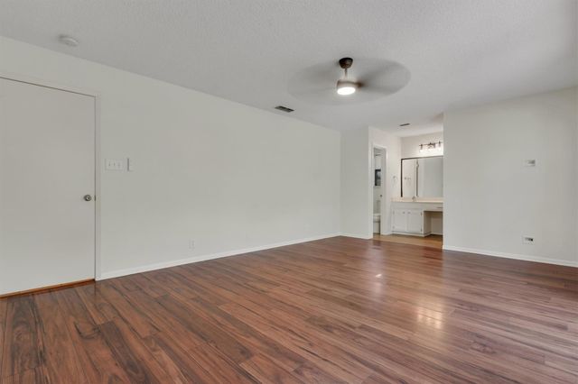 9002 Bubbling Springs TRL, Austin, TX 78729
