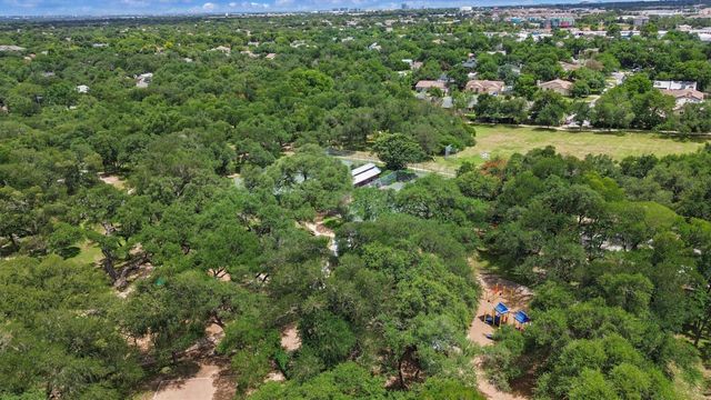 9002 Bubbling Springs TRL, Austin, TX 78729