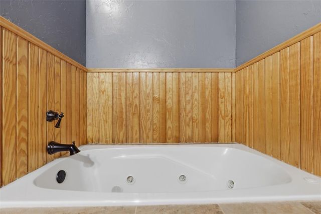 20229 Gaddy Road, Tecumseh, OK 74873