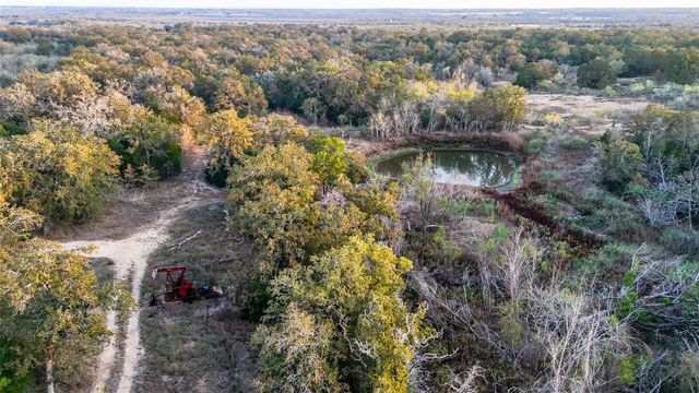 137 Shady Oaks LOOP, Cedar Creek, TX 78612