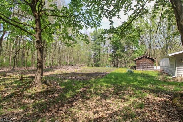 5683 Chestnut Ridge Road, Hubbard, OH 44425