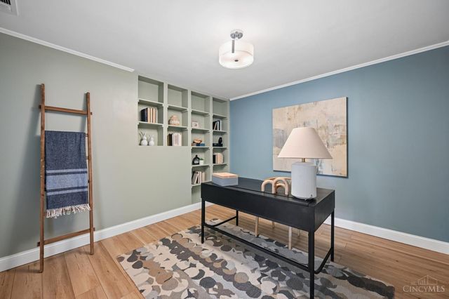 3395 Ault View Avenue, Cincinnati, OH 45208
