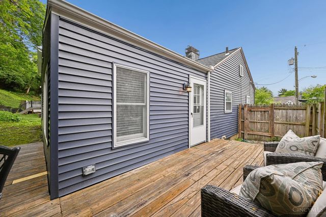 3395 Ault View Avenue, Cincinnati, OH 45208