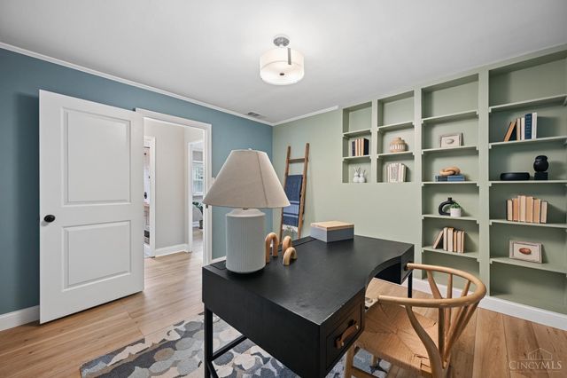 3395 Ault View Avenue, Cincinnati, OH 45208
