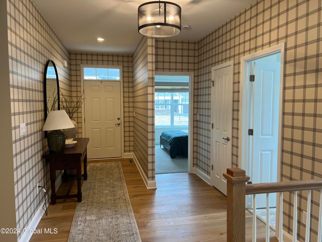 65 Daintree Drive, Wilton, NY 12866