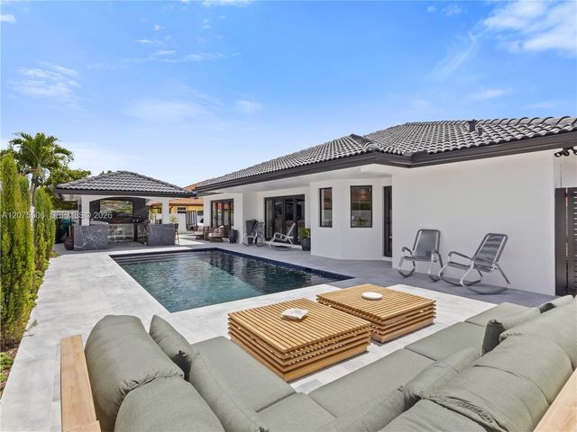 3209 SW 142nd Place, Miami, FL 33175