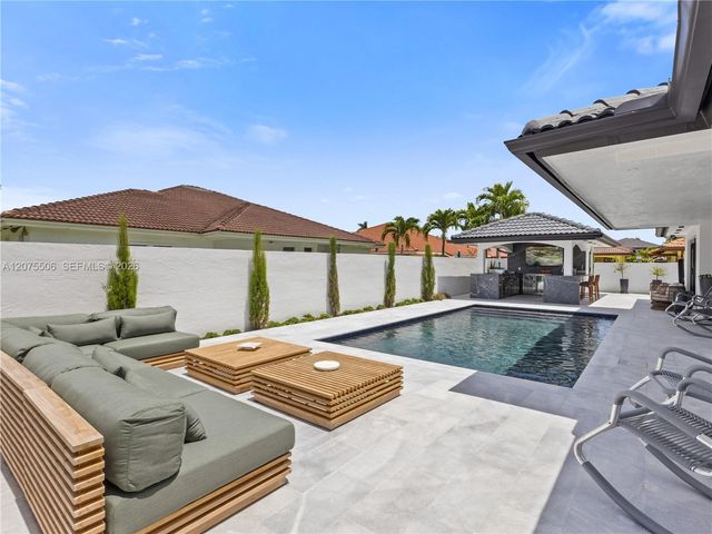 3209 SW 142nd Place, Miami, FL 33175