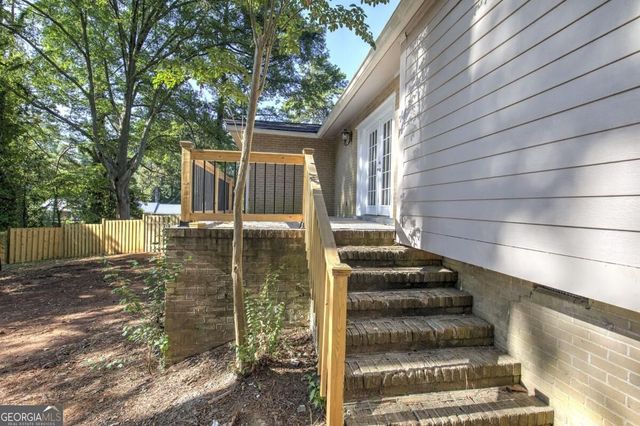 102 Summit Drive, Griffin, GA 30224