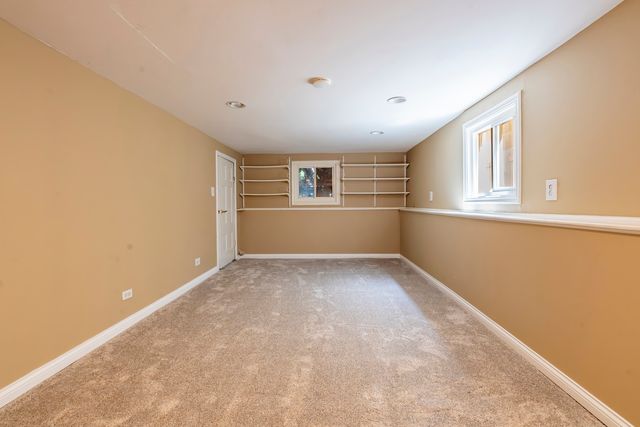 4738 N Springfield Avenue, Chicago, IL 60625