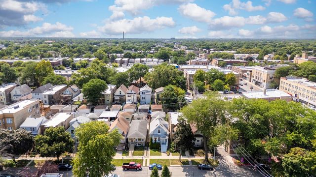 4738 N Springfield Avenue, Chicago, IL 60625