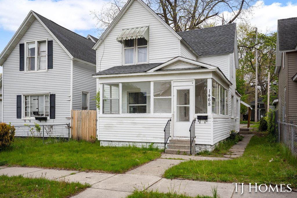 1468 Jiroch Street, Muskegon, MI 49442