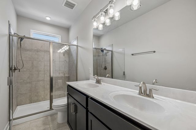 2845 Suzanne Landon Dr, Murfreesboro, TN 37130