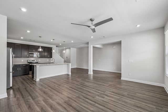 2845 Suzanne Landon Dr, Murfreesboro, TN 37130