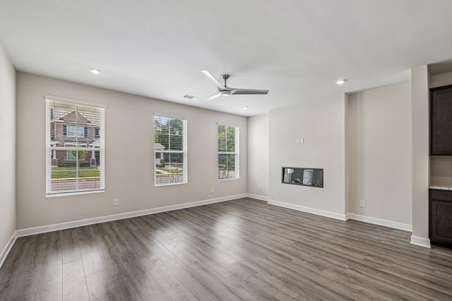 2845 Suzanne Landon Dr, Murfreesboro, TN 37130