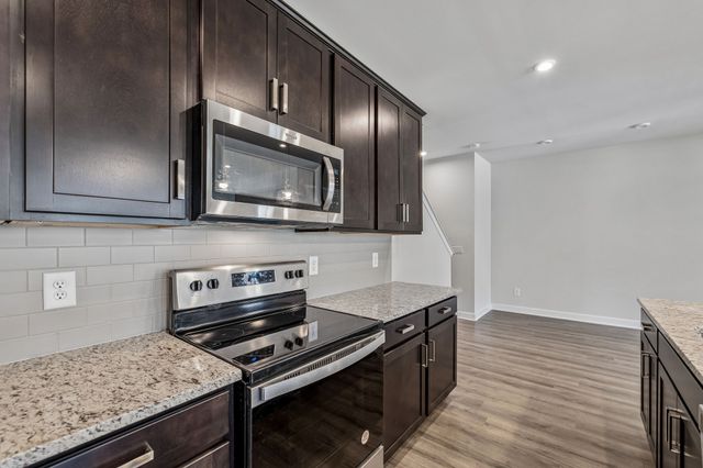 2845 Suzanne Landon Dr, Murfreesboro, TN 37130