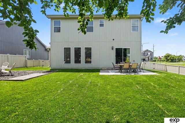 17022 Centennial Road, Omaha, NE 68136