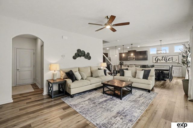 17022 Centennial Road, Omaha, NE 68136