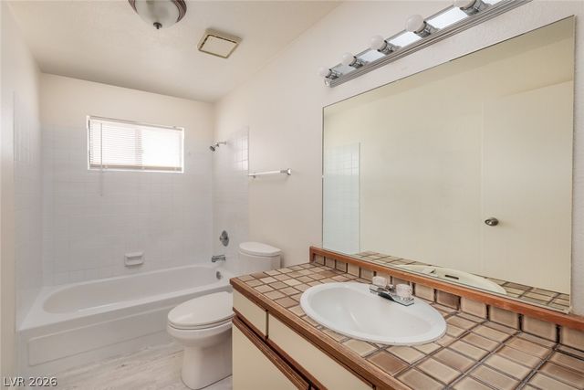 2080 Karen Avenue B63, Las Vegas, NV 89169